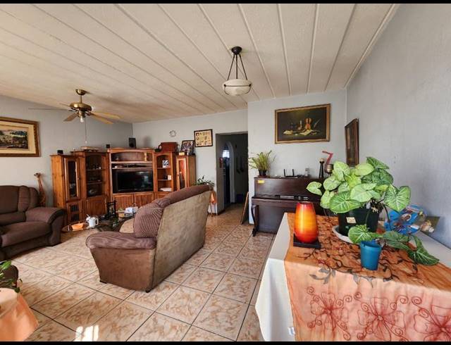 2 BEDROOM APARTMENT FOR SALE IN RANDFONTEIN CENTRAL